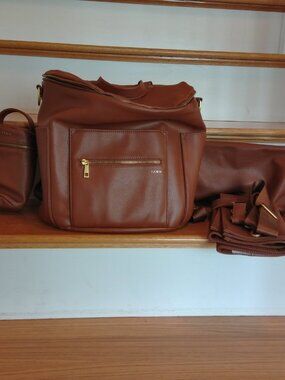 Fawn The Original Diaper Bag Bundle - Brown EXCELLENT CONDITION!